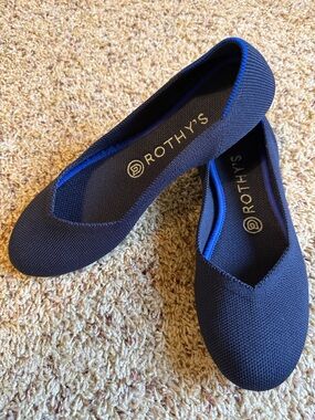 Rothy's Round Toe Birdseye Flats Size 7.5 Navy Blue